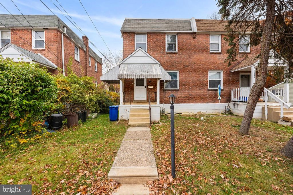 921 PITMAN AVE, Darby, PA 19023