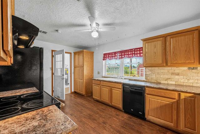 5361 NW Oak Ave, Lawton, OK 73505