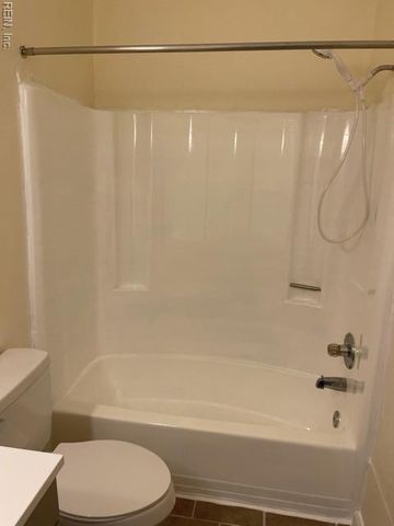 362 Ridgewell Ave Apt C, Norfolk, VA 23503