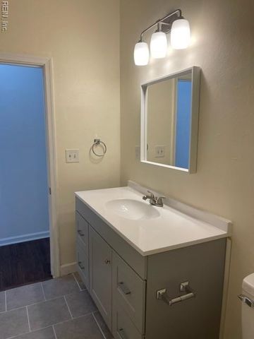 362 Ridgewell Ave Apt C, Norfolk, VA 23503