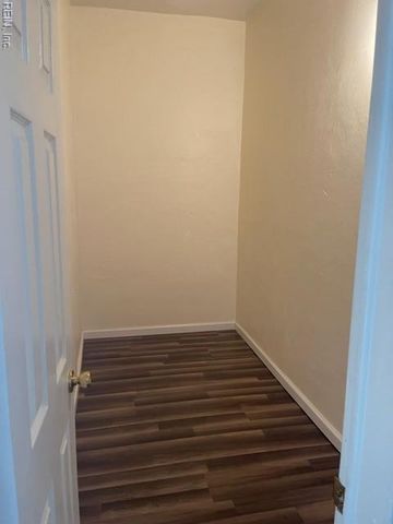 362 Ridgewell Ave Apt C, Norfolk, VA 23503