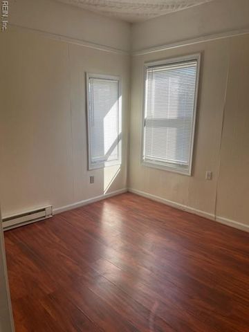 362 Ridgewell Ave Apt C, Norfolk, VA 23503