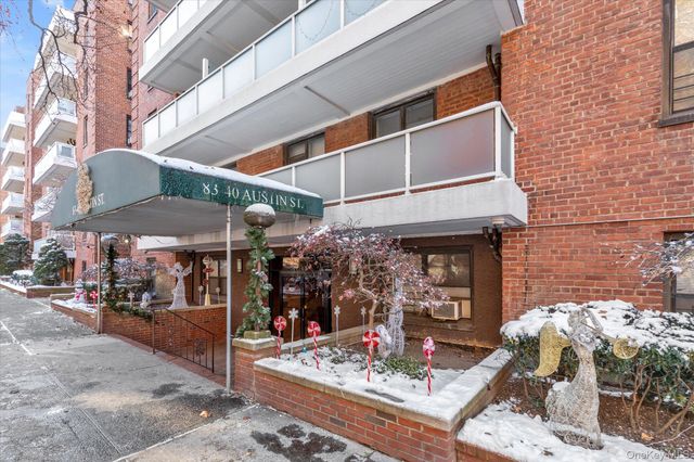 83-40 Austin Street 7K, Kew Gardens, NY 11415