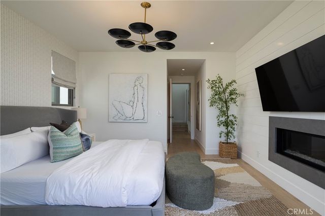 506 Goldenrod Ave, Corona Del Mar, CA 92625