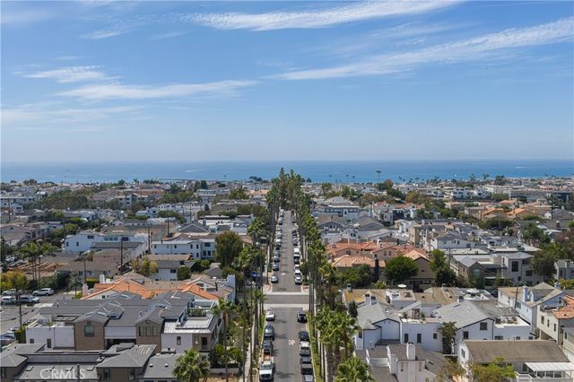 506 Goldenrod Ave, Corona Del Mar, CA 92625