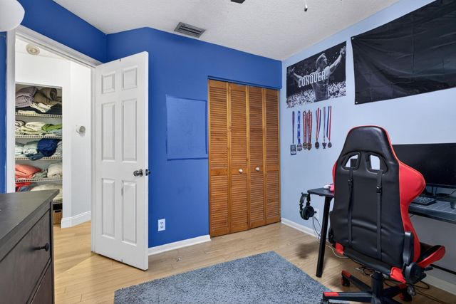 9862 NW 28th Place, Coral Springs, FL 33065