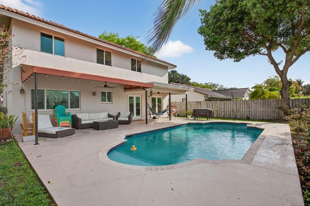 9862 NW 28th Place, Coral Springs, FL 33065