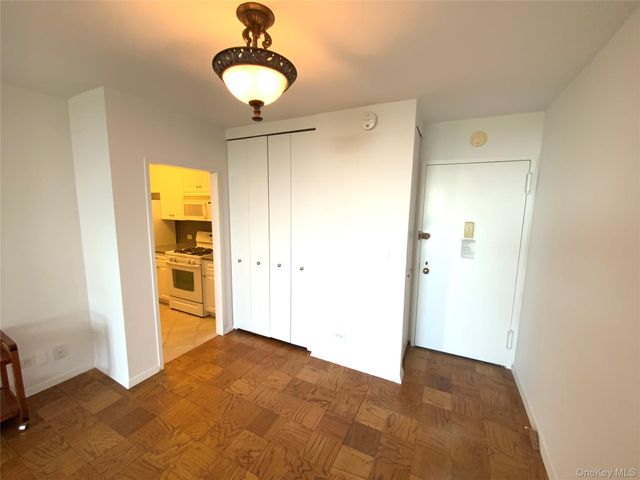 26910 Grand Central Parkway 9X, Floral Park, NY 11005