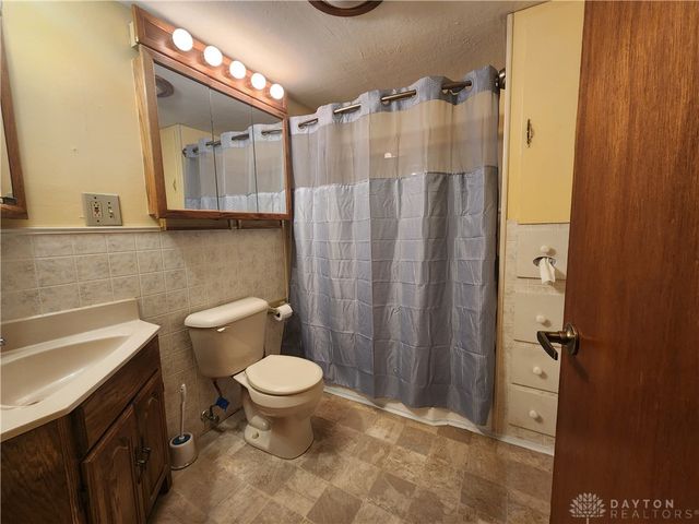 1124 Race Drive, Troy, OH 45373