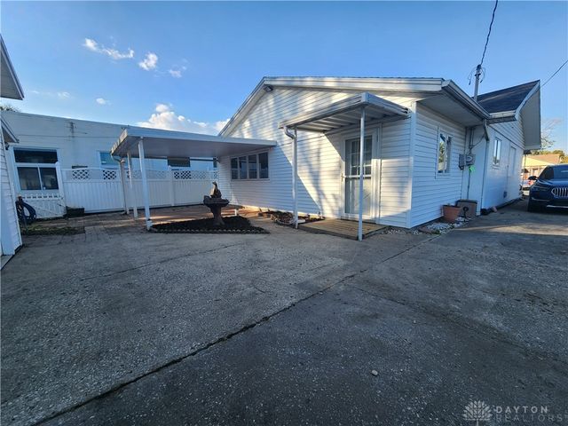 1124 Race Drive, Troy, OH 45373