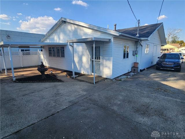 1124 Race Drive, Troy, OH 45373