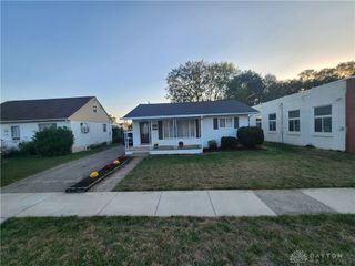 1124 Race Drive, Troy, OH 45373