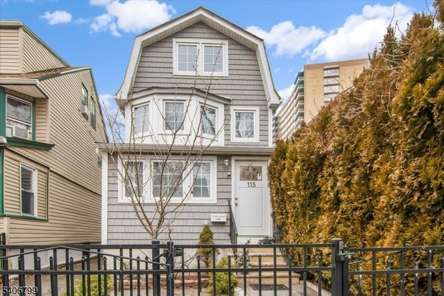 113 Sanford St, East Orange City, NJ 07018