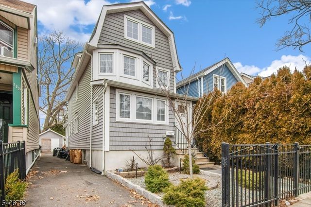 113 Sanford St, East Orange City, NJ 07018