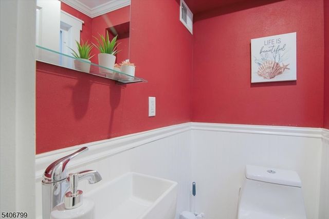 113 Sanford St, East Orange City, NJ 07018