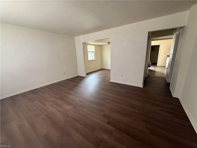 6069 Foresttown DR, Norfolk, VA 23502