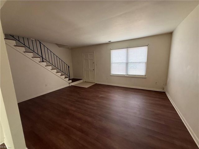 6069 Foresttown DR, Norfolk, VA 23502