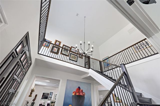 12 Congressional Court, Las Vegas, NV 89113
