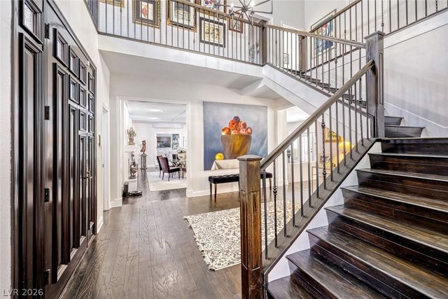 12 Congressional Court, Las Vegas, NV 89113