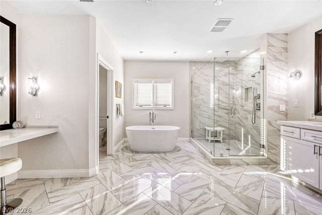 12 Congressional Court, Las Vegas, NV 89113