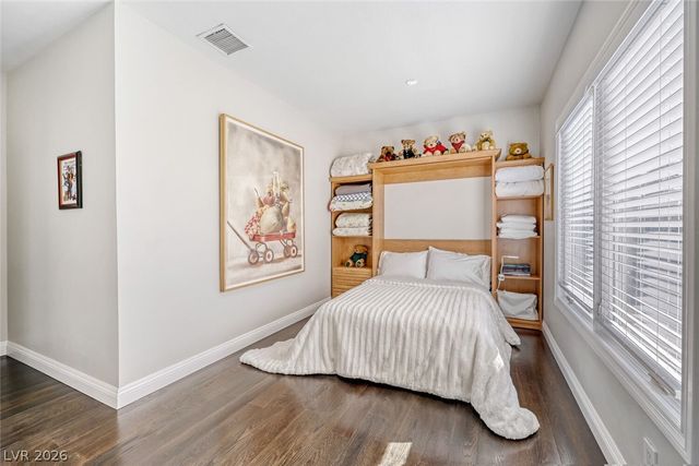 12 Congressional Court, Las Vegas, NV 89113