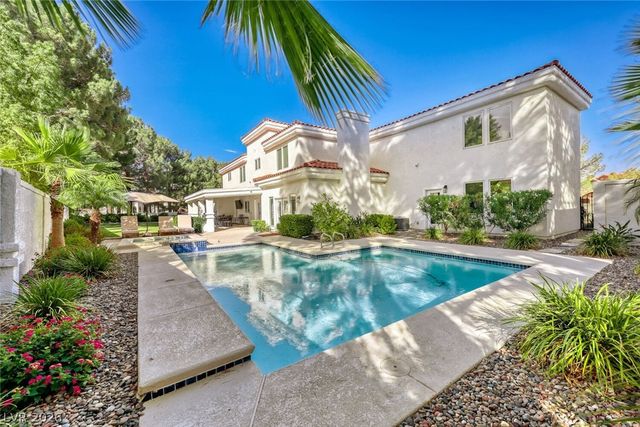 12 Congressional Court, Las Vegas, NV 89113