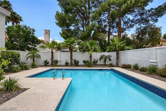 12 Congressional Court, Las Vegas, NV 89113