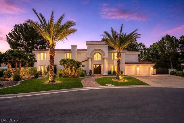 12 Congressional Court, Las Vegas, NV 89113