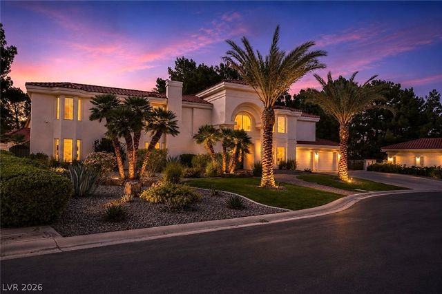 12 Congressional Court, Las Vegas, NV 89113