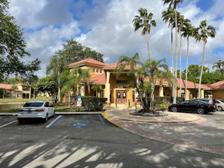 4767 Via Palm Lks 208, West Palm Beach, FL 33417