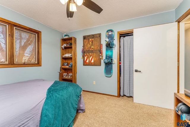 609 S Splitrock Blvd Boulevard, Brandon, SD 57005