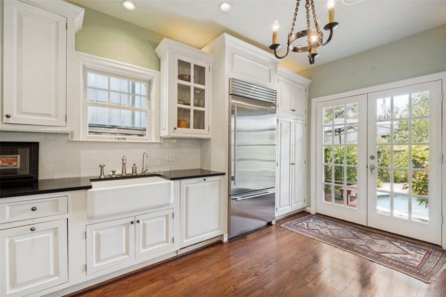 6917 Westlake Avenue, Dallas, TX 75214