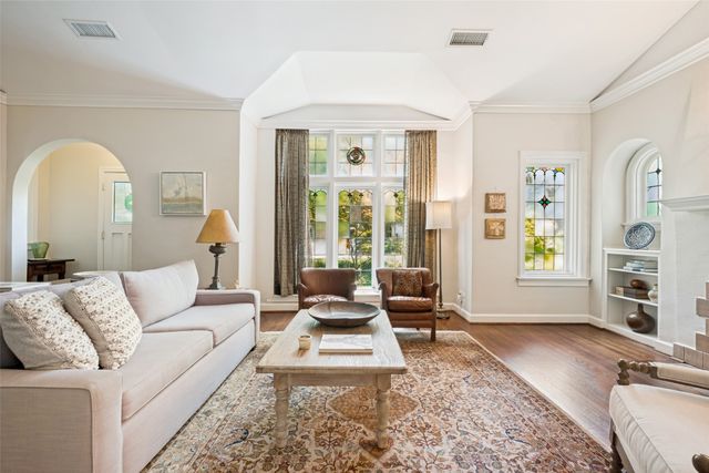 6917 Westlake Avenue, Dallas, TX 75214
