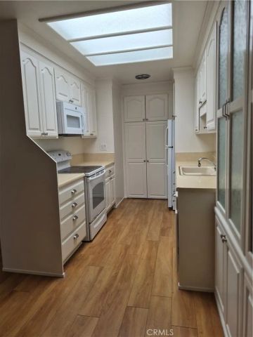 2238 Via Puerta A, Laguna Woods, CA 92637