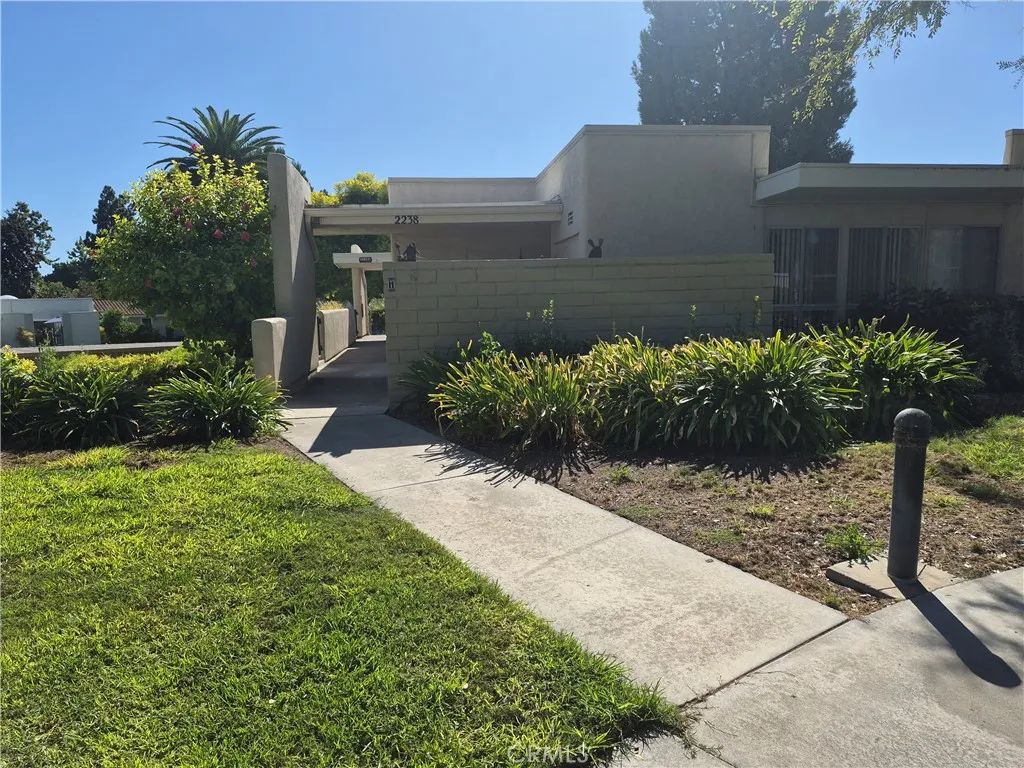 2238 Via Puerta A, Laguna Woods, CA 92637
