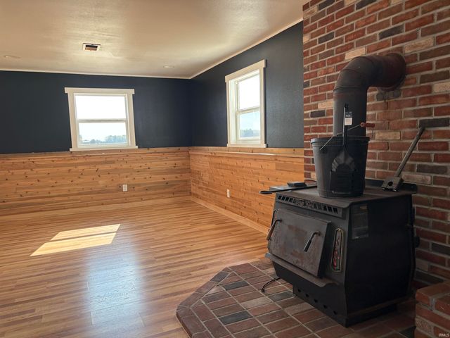 12869 N 200 W Road, Milford, IN 46542