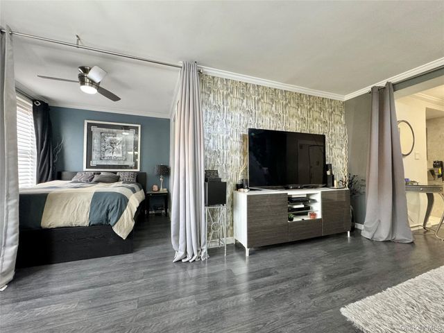 84-09 155th Avenue 3H, Howard Beach, NY 11414