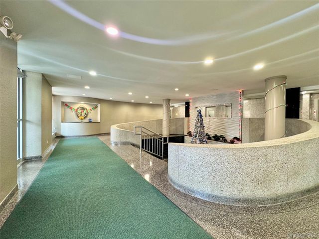 84-09 155th Avenue 3H, Howard Beach, NY 11414