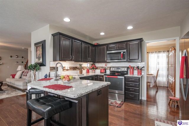 214 Riley Way, Elizabethtown, KY 42701