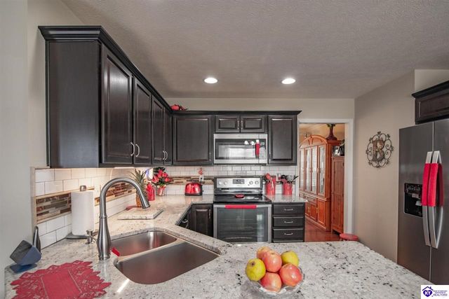 214 Riley Way, Elizabethtown, KY 42701