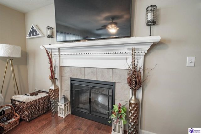 214 Riley Way, Elizabethtown, KY 42701