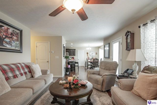 214 Riley Way, Elizabethtown, KY 42701