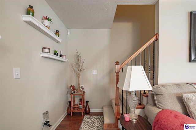 214 Riley Way, Elizabethtown, KY 42701
