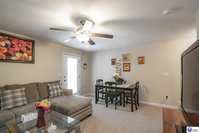 214 Riley Way, Elizabethtown, KY 42701