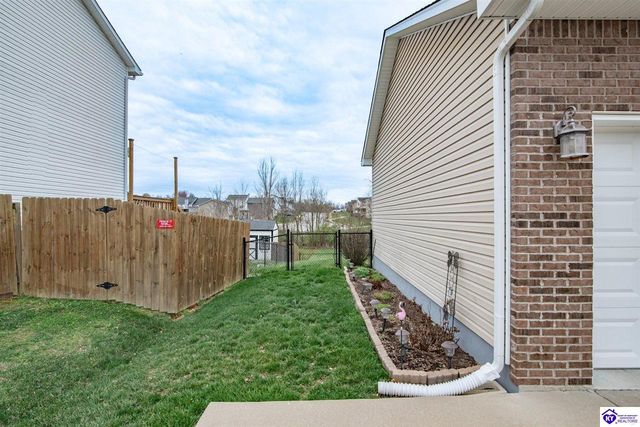 214 Riley Way, Elizabethtown, KY 42701