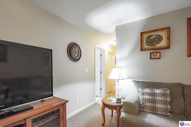 214 Riley Way, Elizabethtown, KY 42701