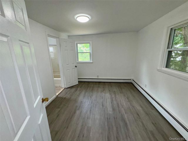 431 Violet Avenue, Poughkeepsie, NY 12601
