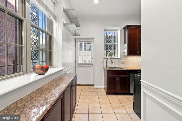 859 N LAWRENCE ST, Philadelphia, PA 19123