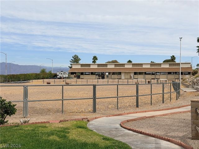 6881 Mountridge Drive, Las Vegas, NV 89110