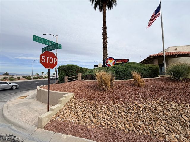 6881 Mountridge Drive, Las Vegas, NV 89110